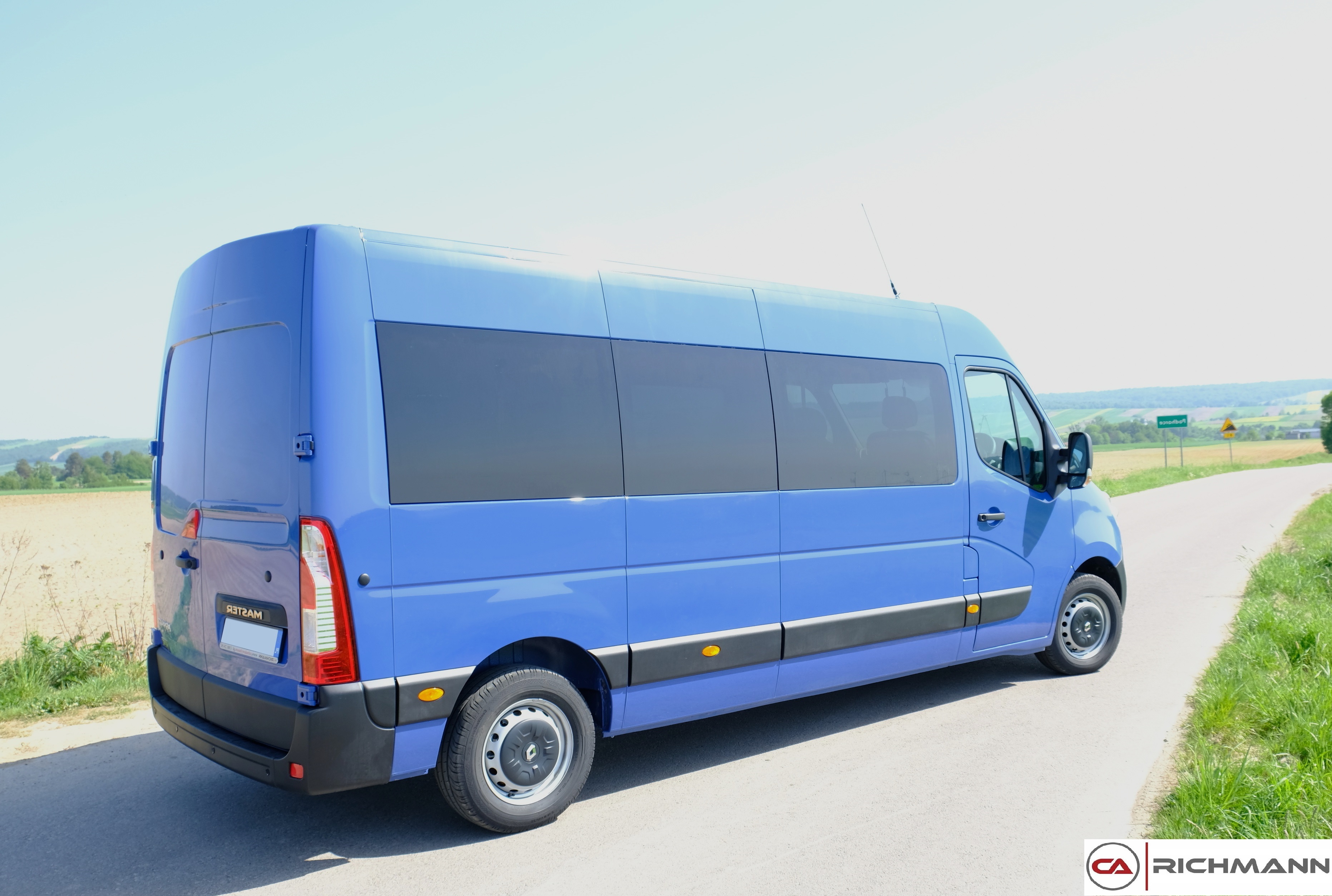 renault-bus.jpg