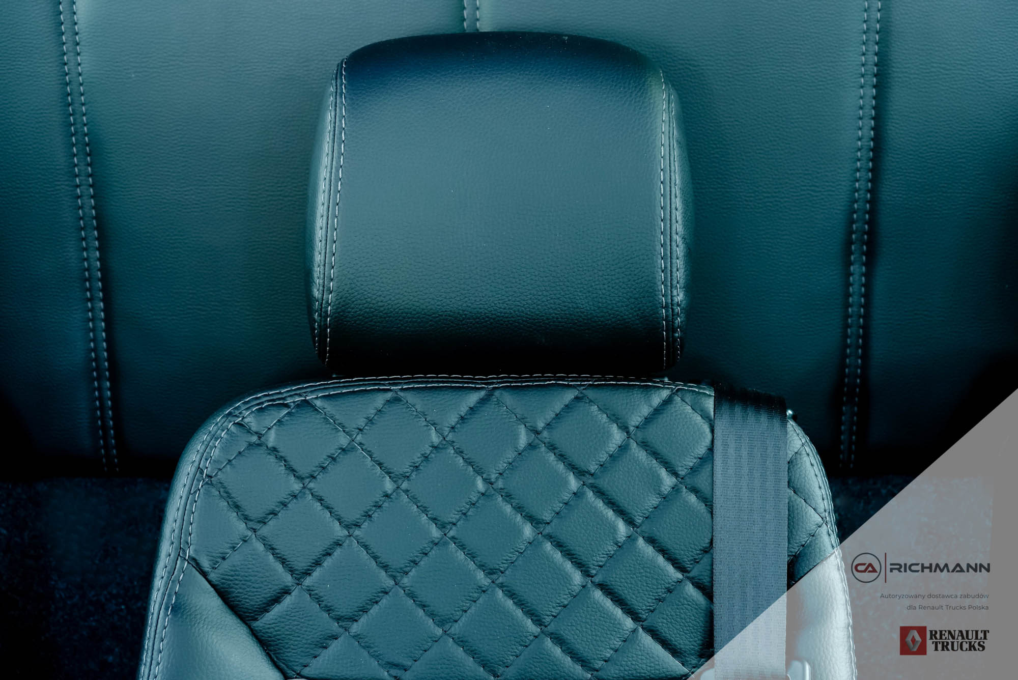 zabudowy busów vip
