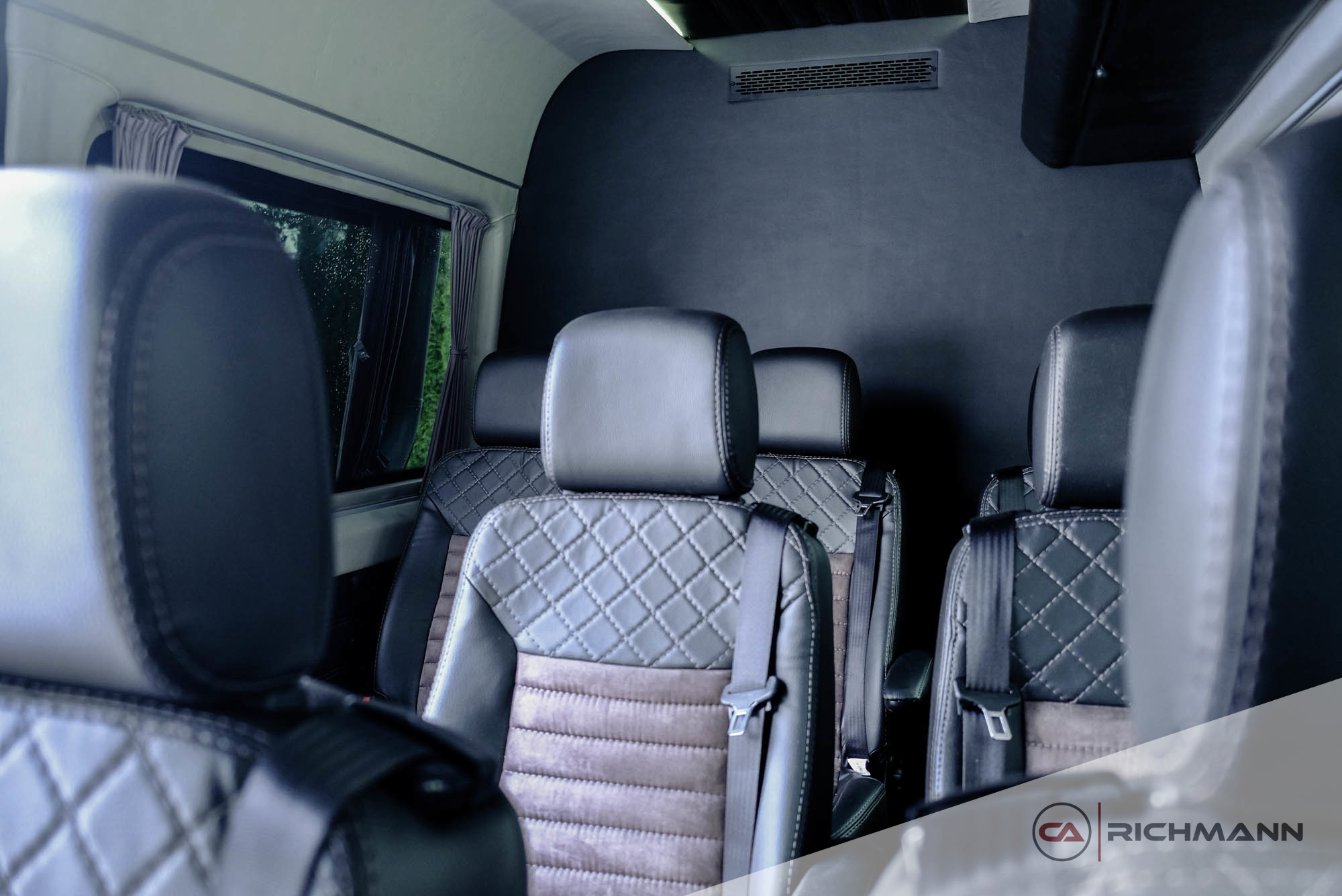 przeróbki busów na osobowe