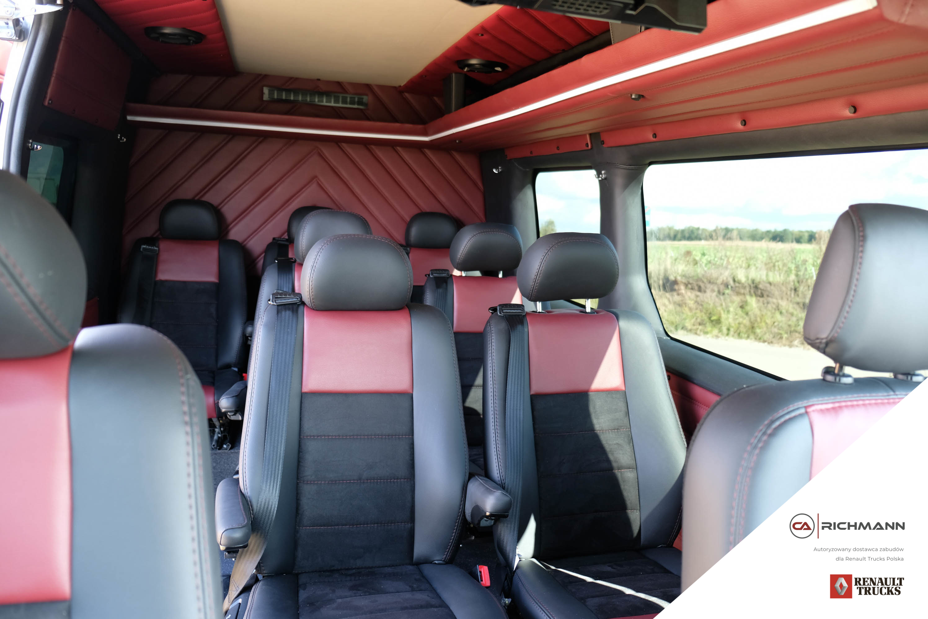 przeróbki busów na kampery
