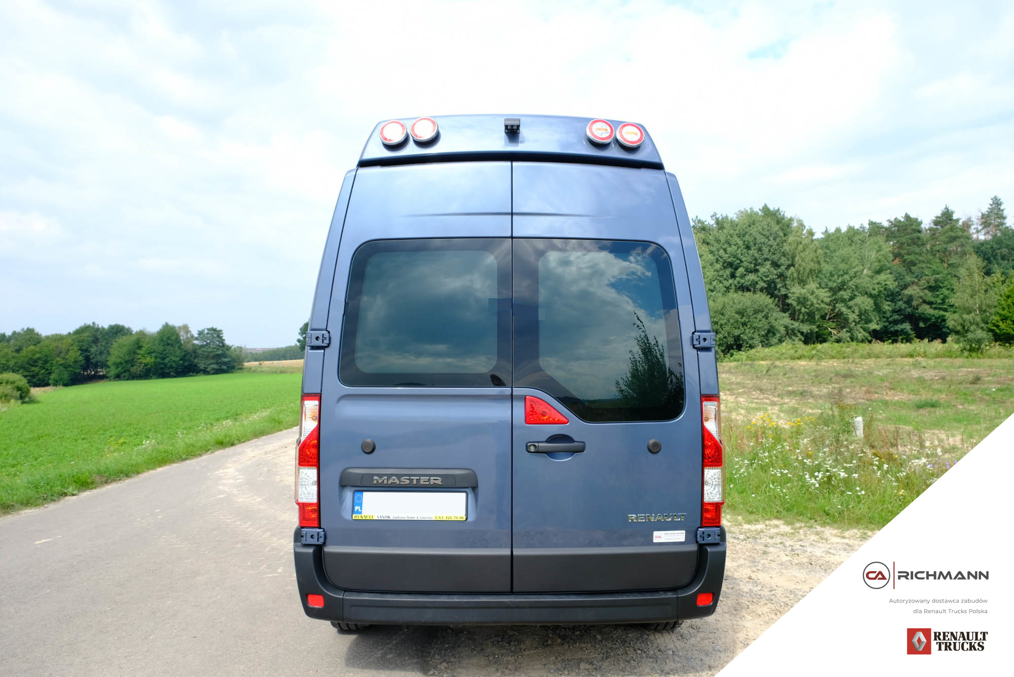 zabudowa busów vip