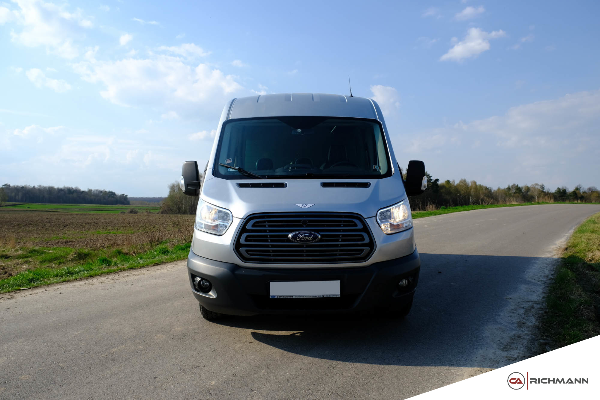przeróbki busów na kampery