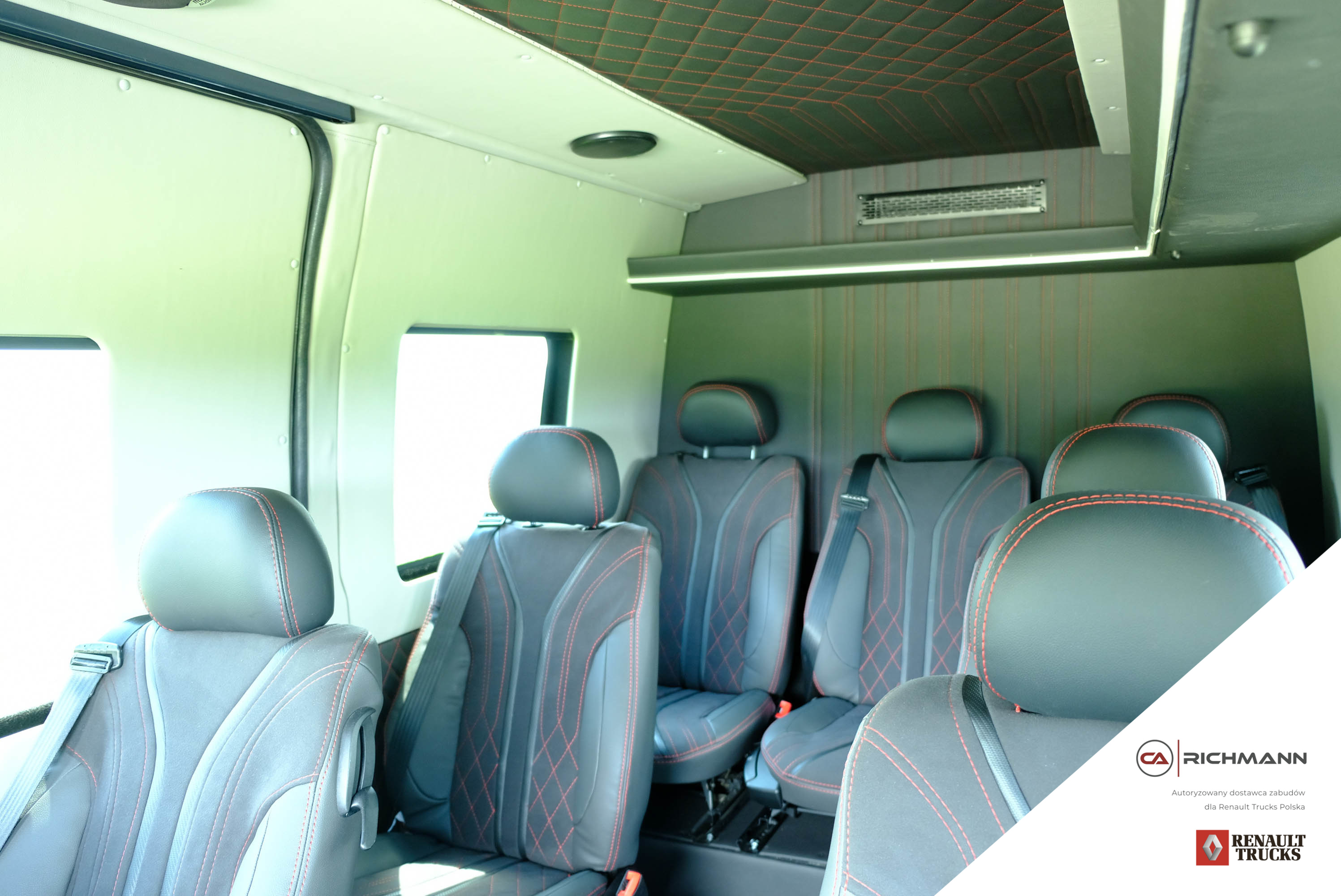 zabudowy busów vip