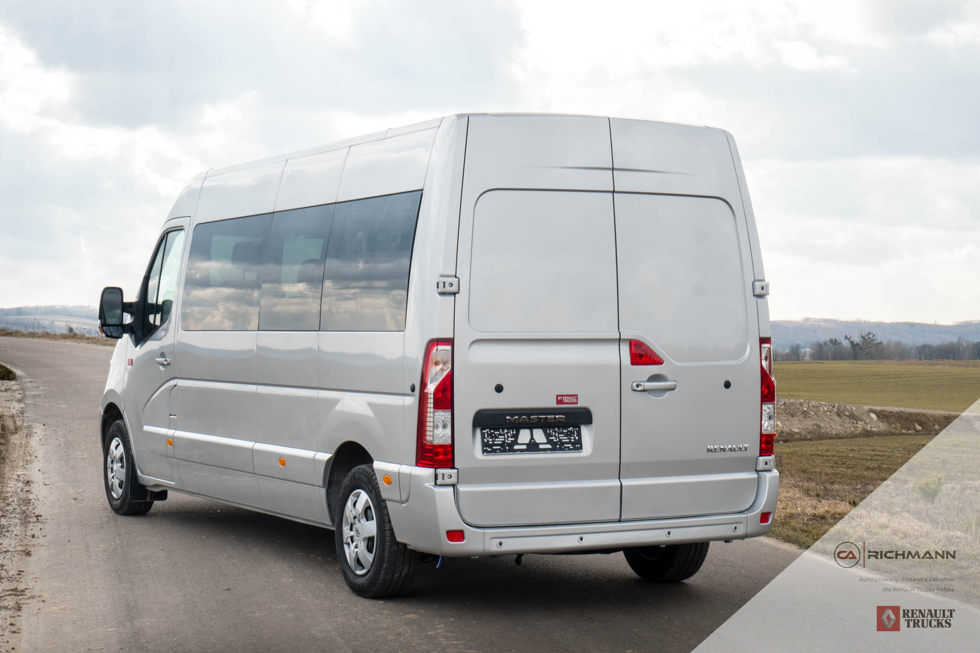 zabudowa renault master