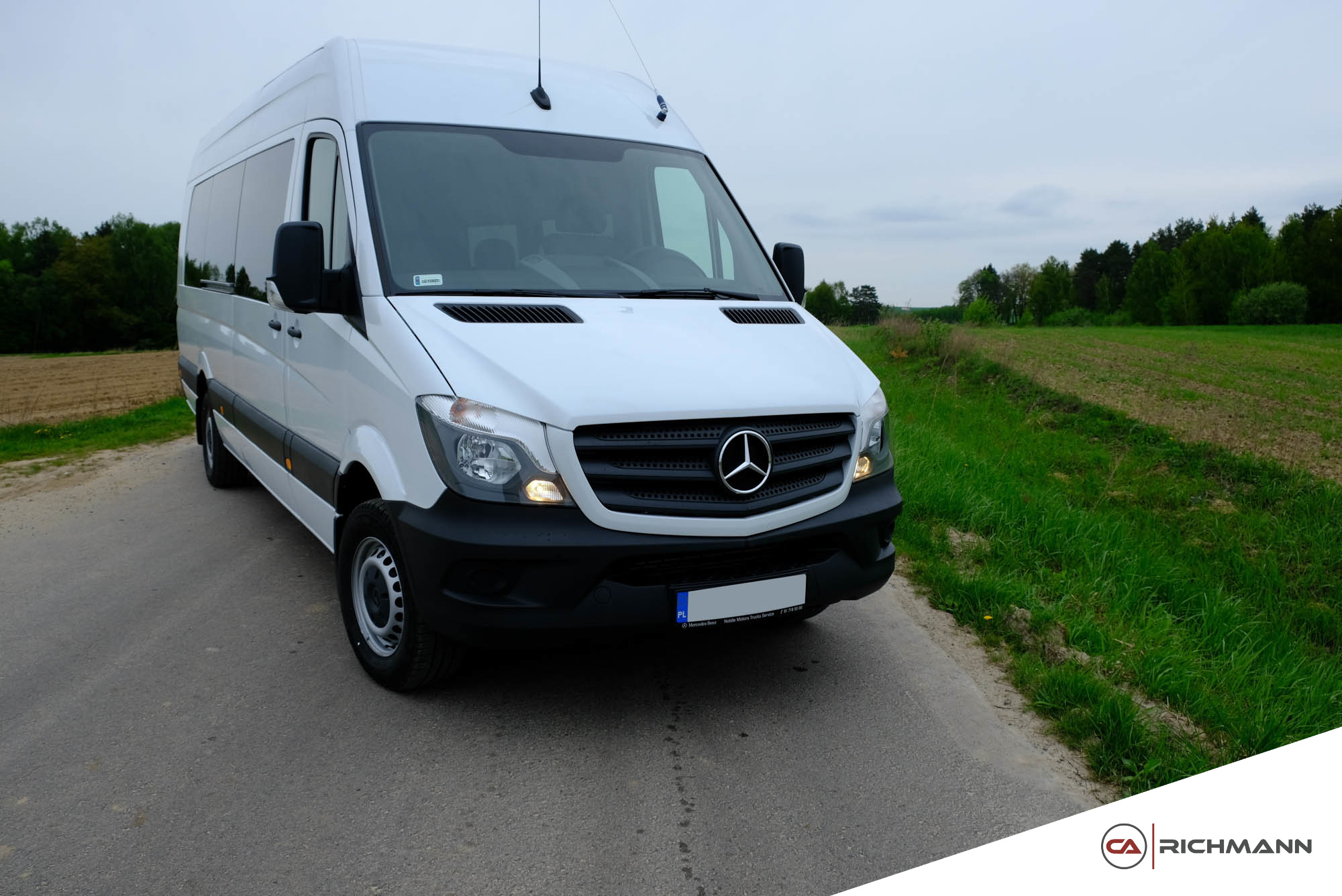 przeróbki busów na osobowe