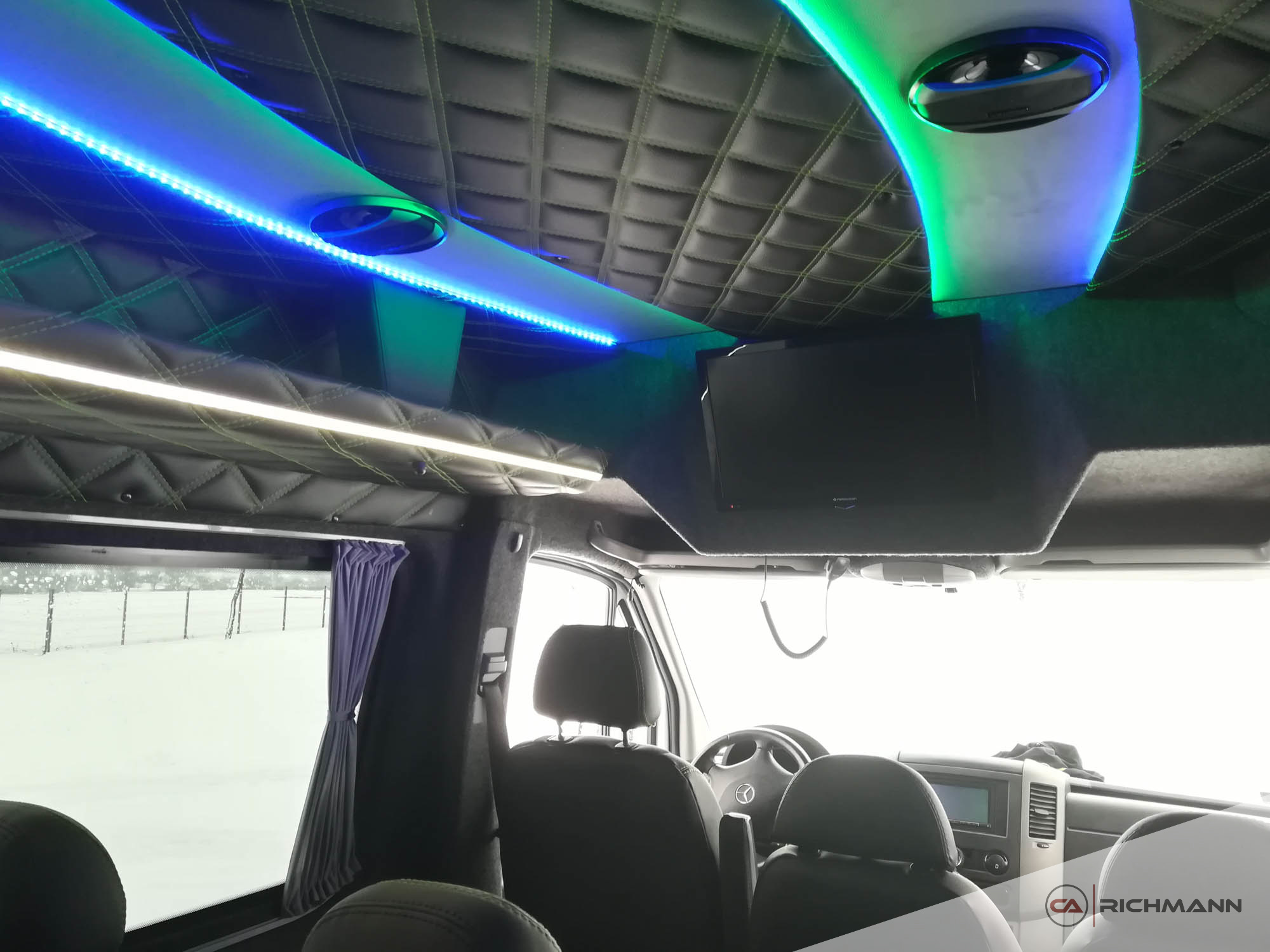 przeróbki busów na osobowe