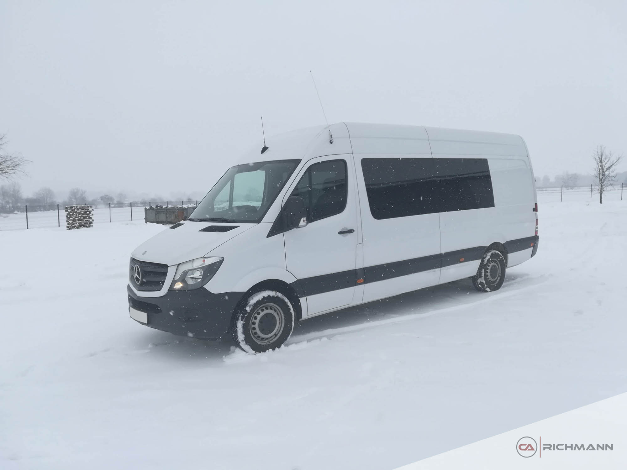 przeróbki busów na osobowe