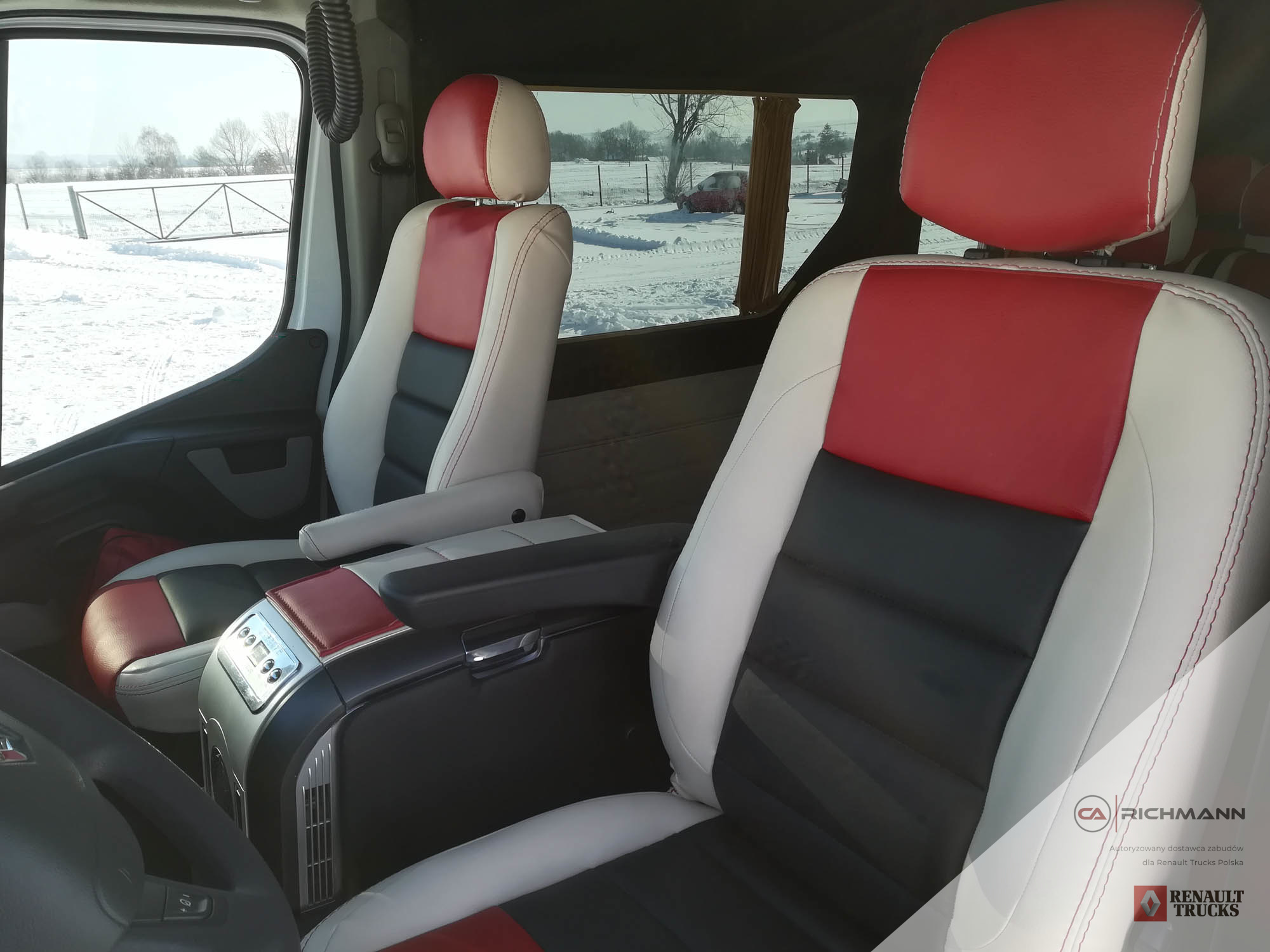 zabudowy busów vip