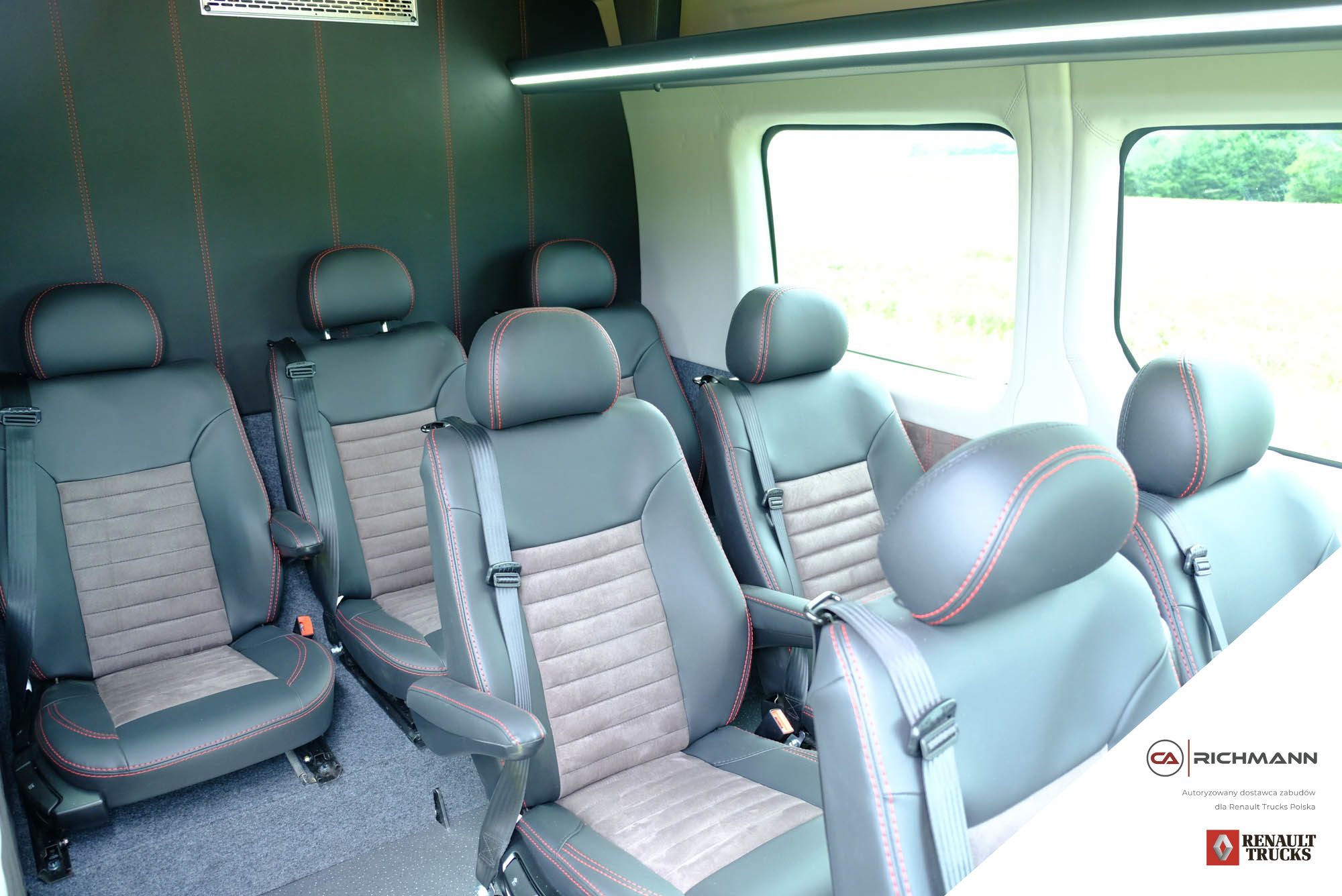 zabudowy busów vip