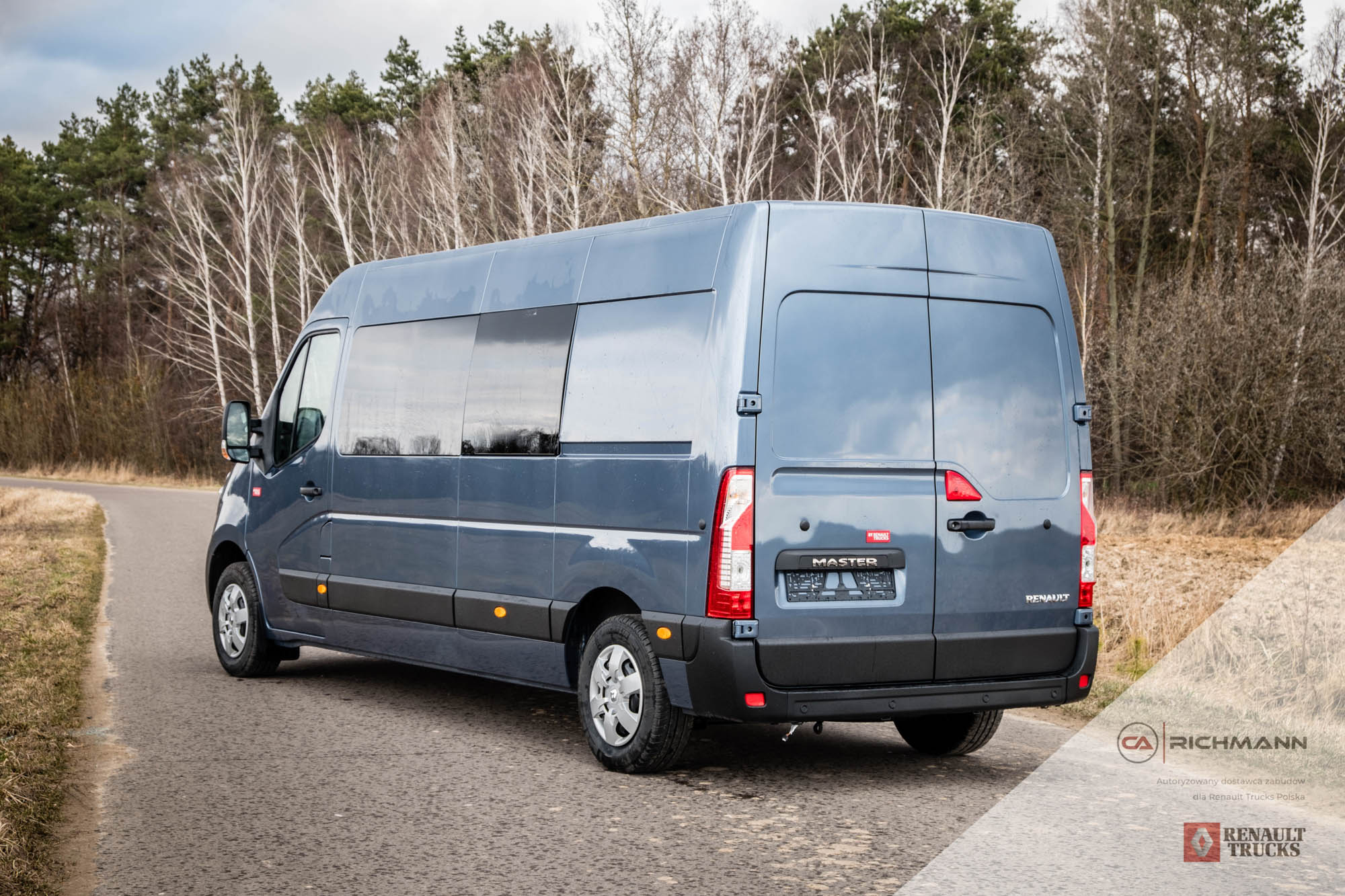 zabudowa busa na kamper