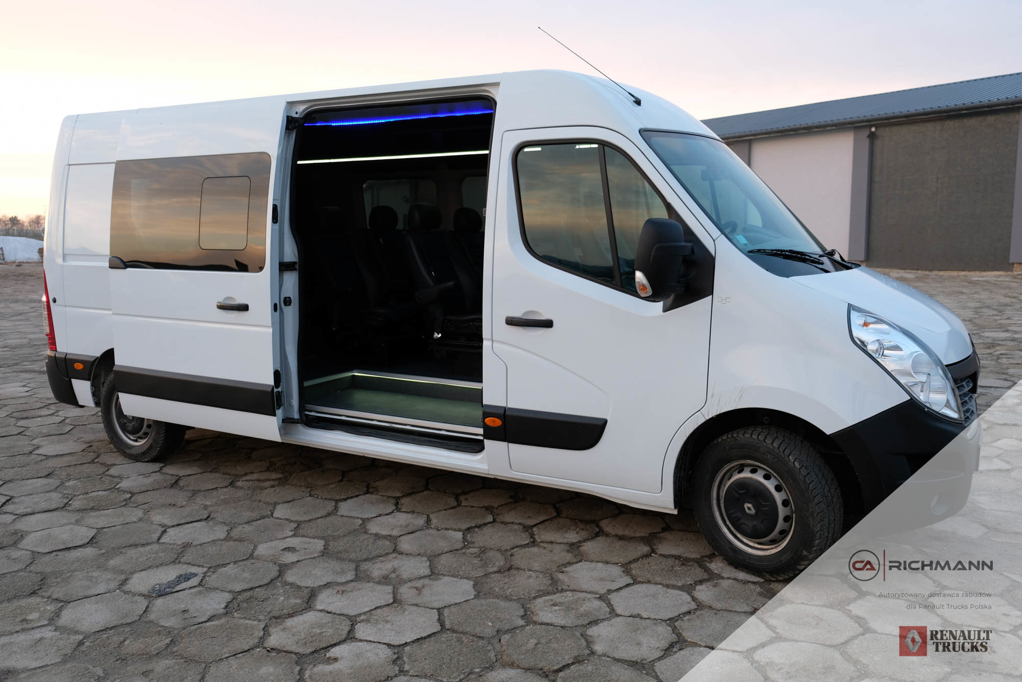 przeróbki busów na kampery