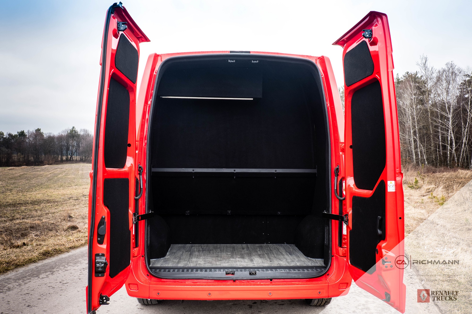 zabudowa renault master