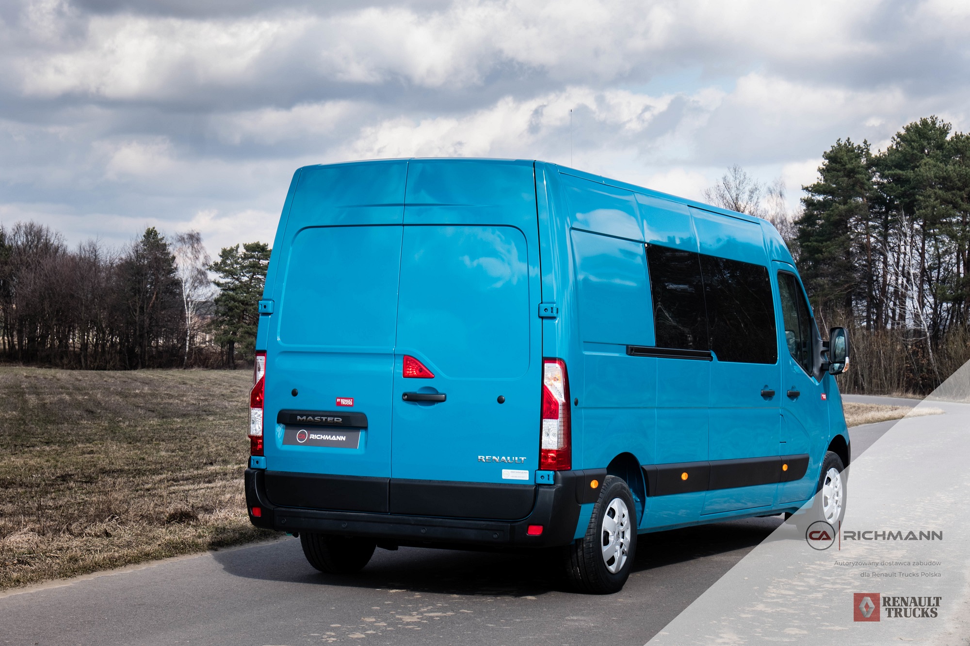 zabudowa busa na kamper