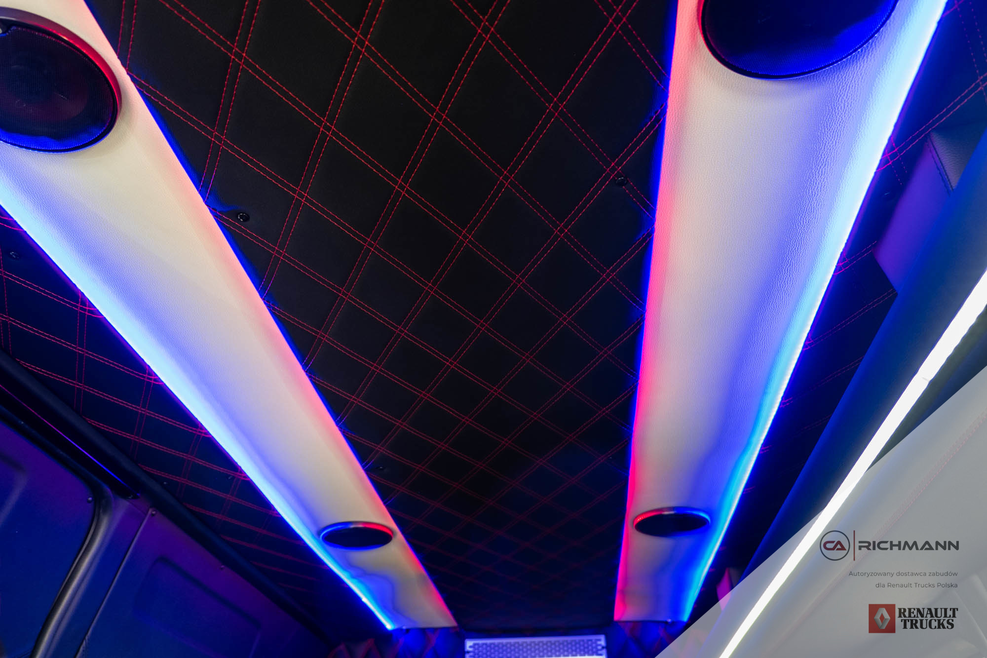 zabudowa busów vip