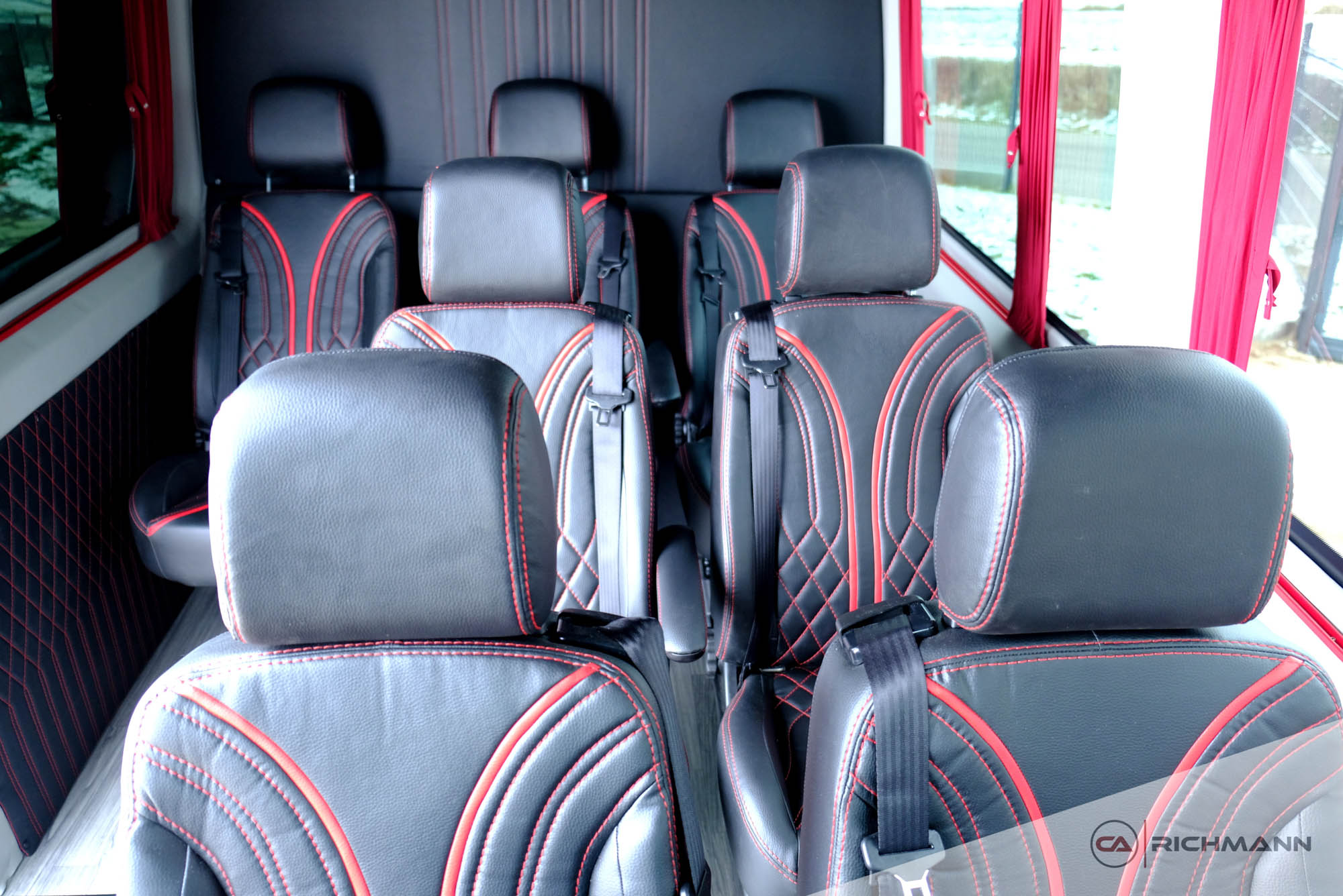 zabudowy do busów