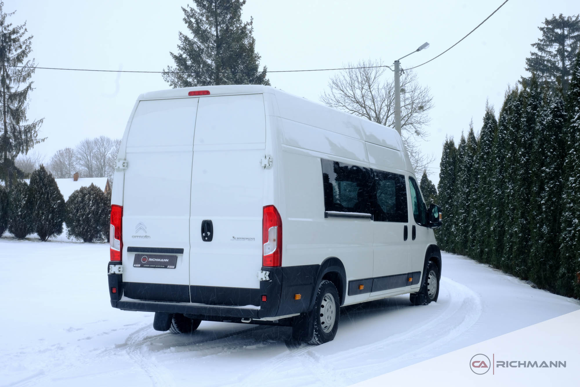 zabudowa busa na kamper