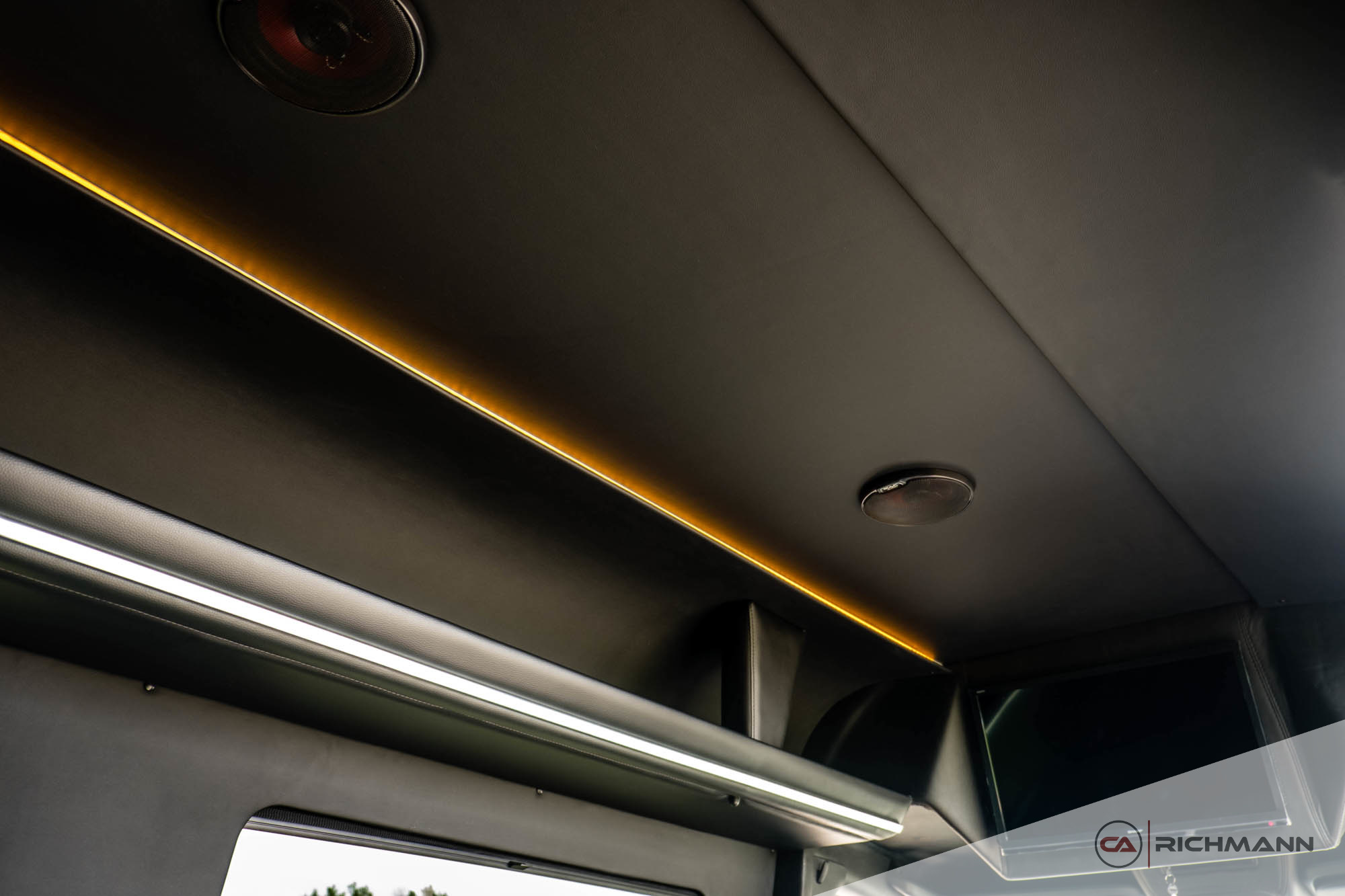 zabudowy bus