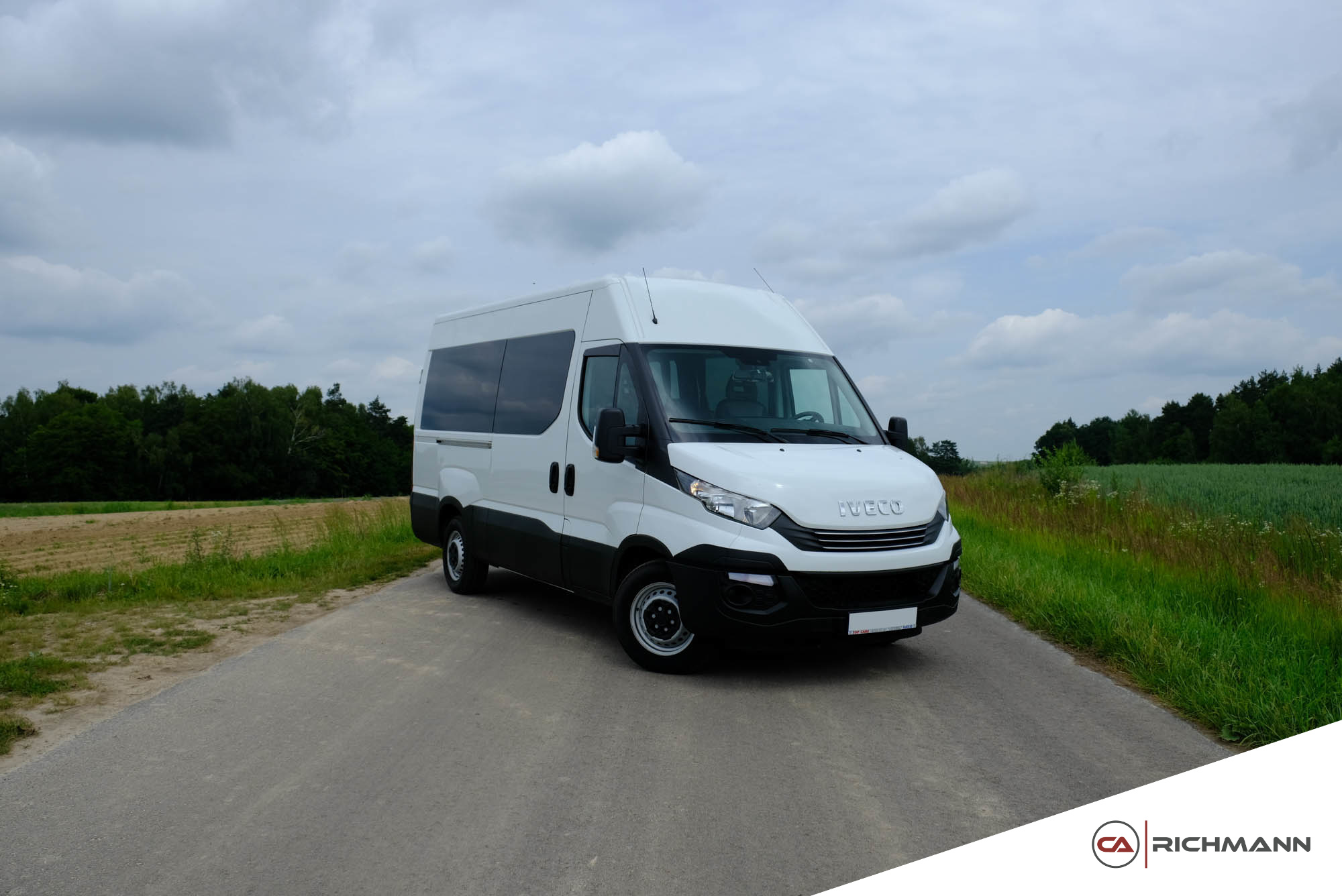 przeróbki busów na osobowe