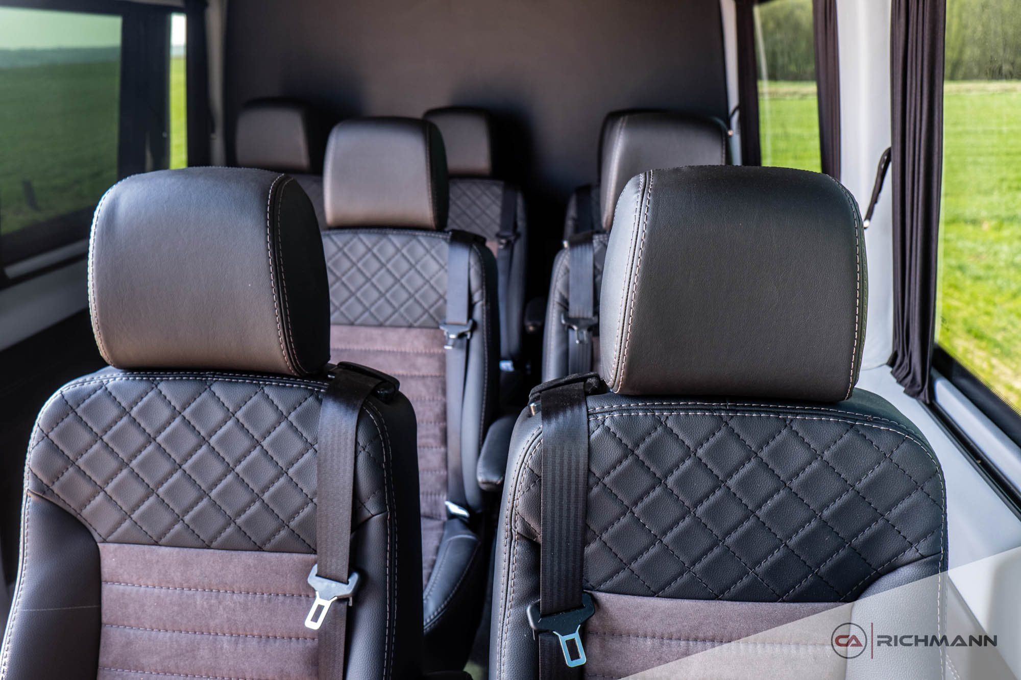zabudowy busów vip