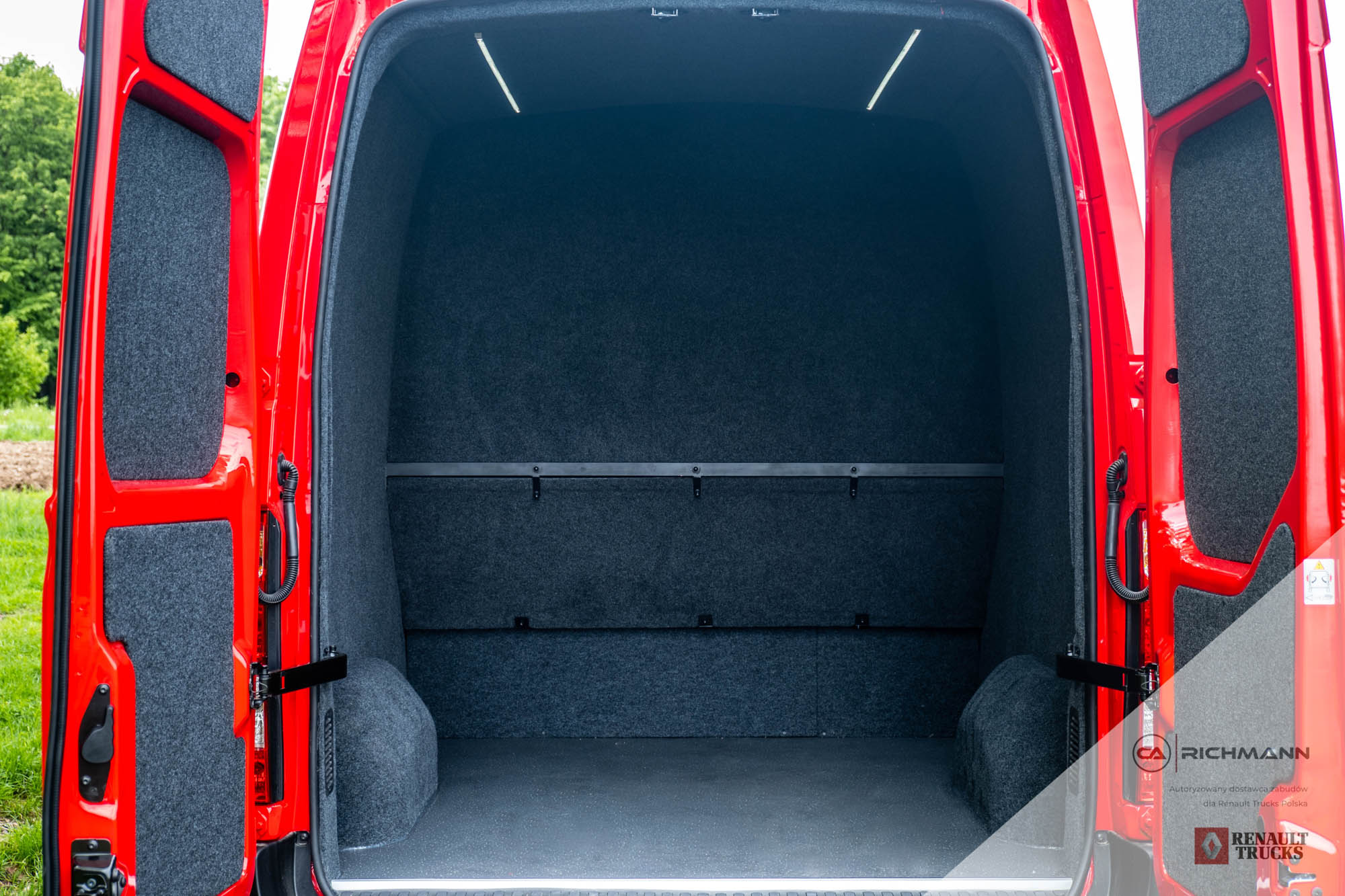 zabudowa renault master