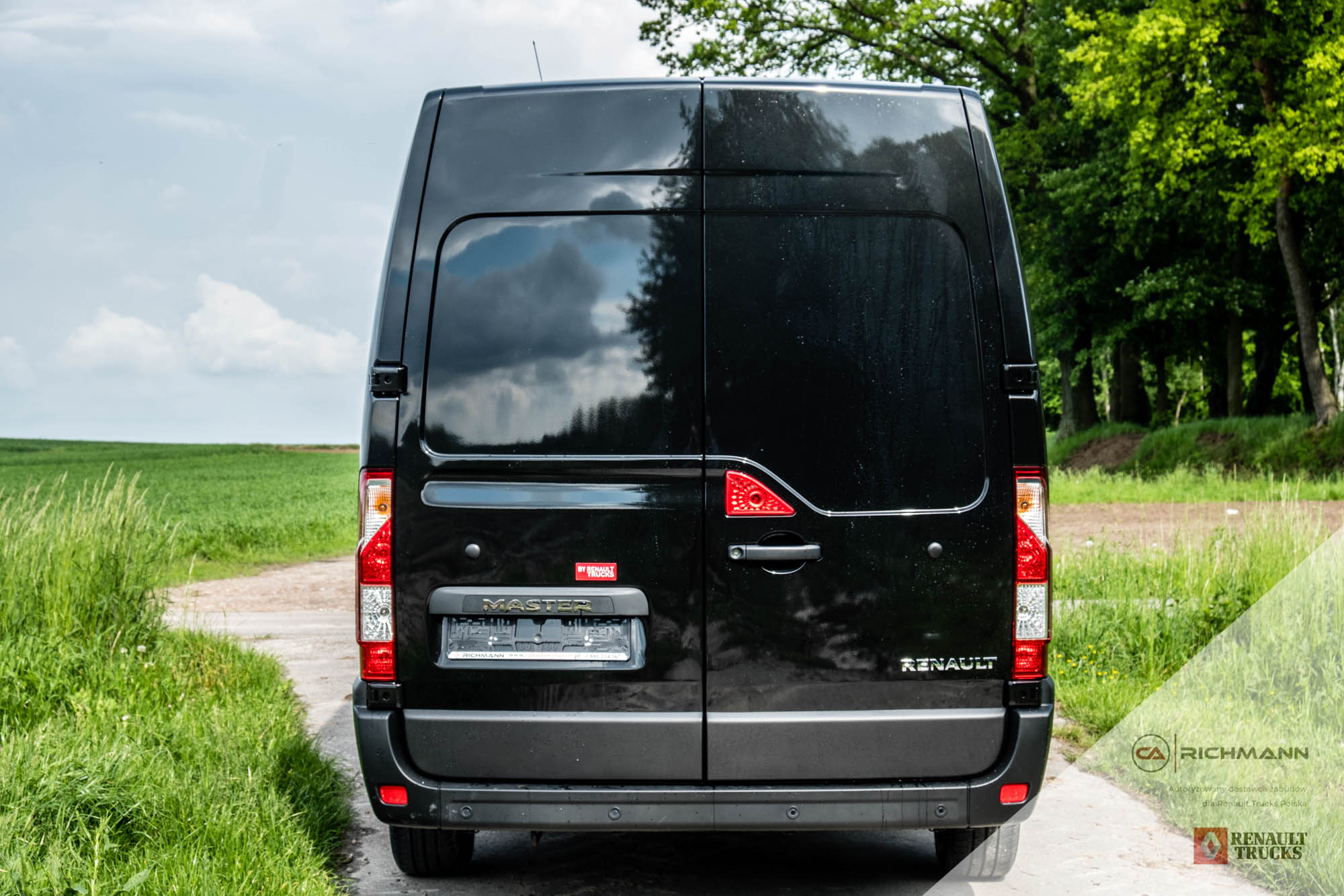 zabudowa renault master