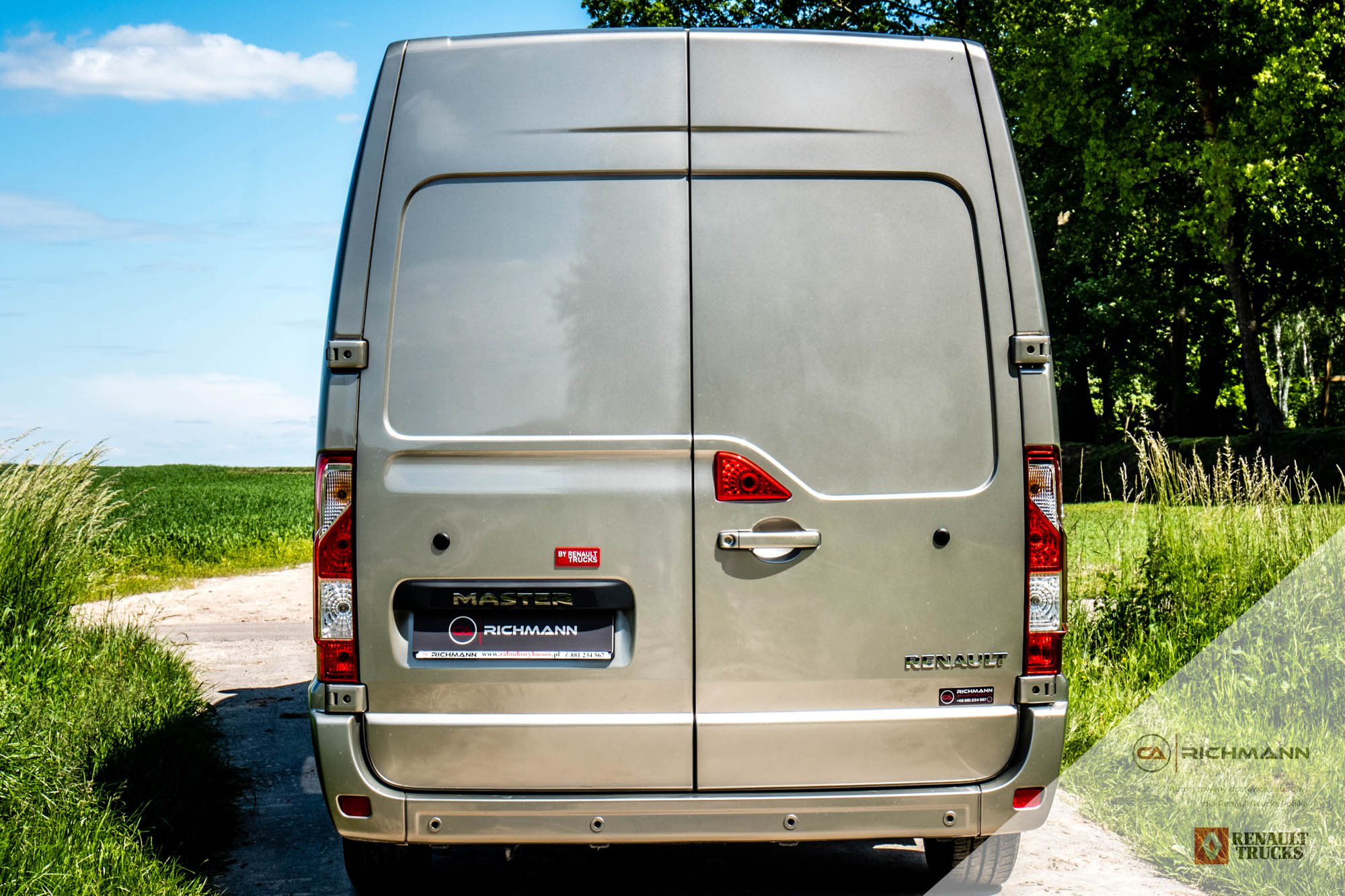 zabudowa renault master