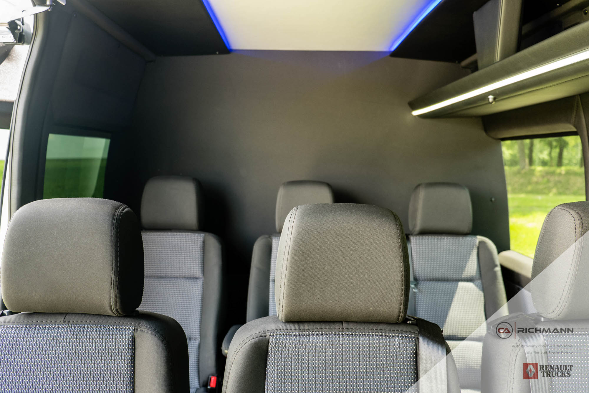 zabudowy busów vip