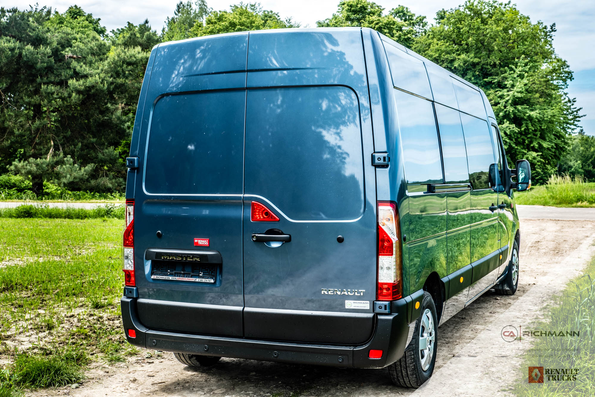 zabudowa renault master