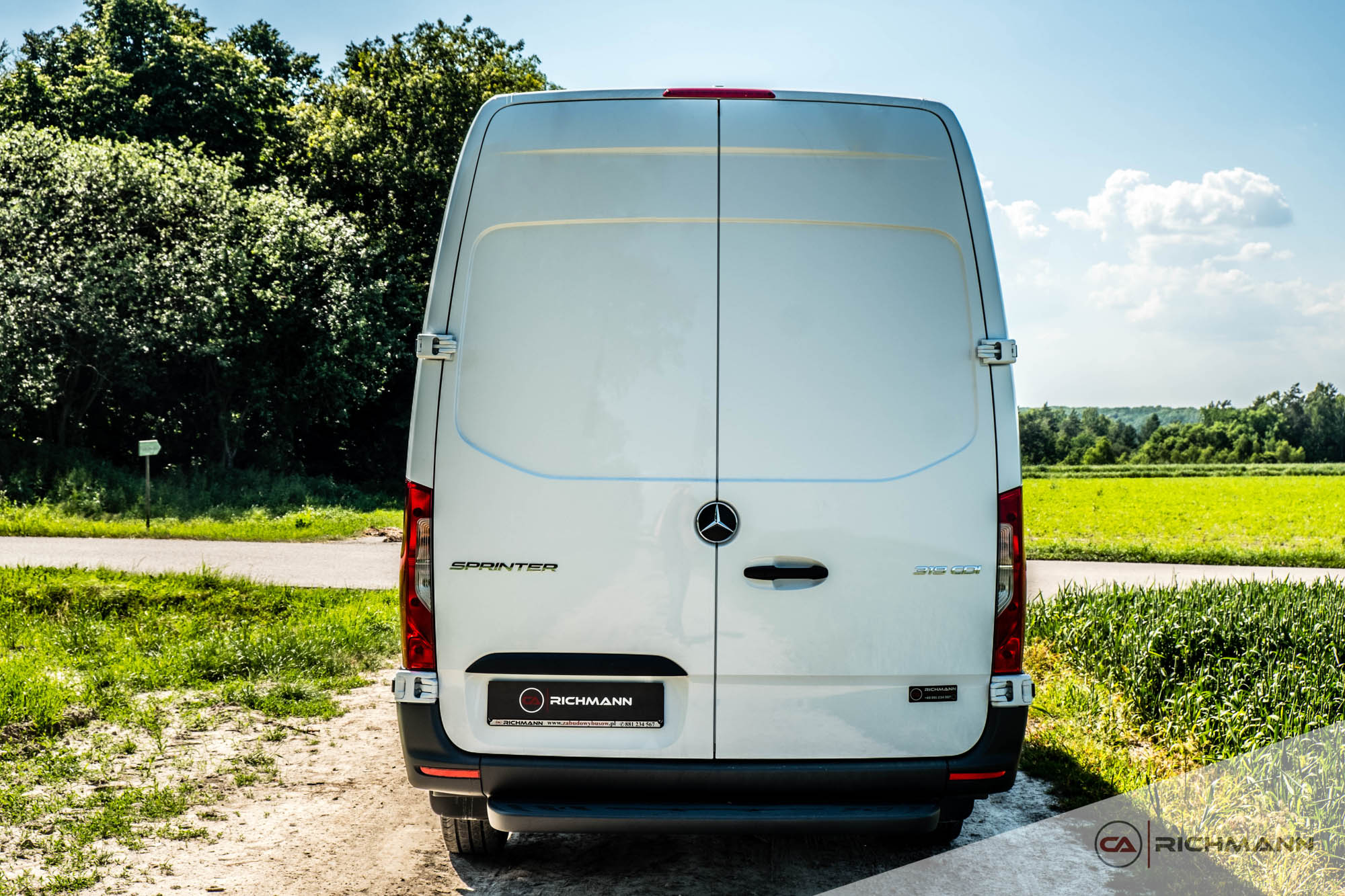 zabudowa busów vip