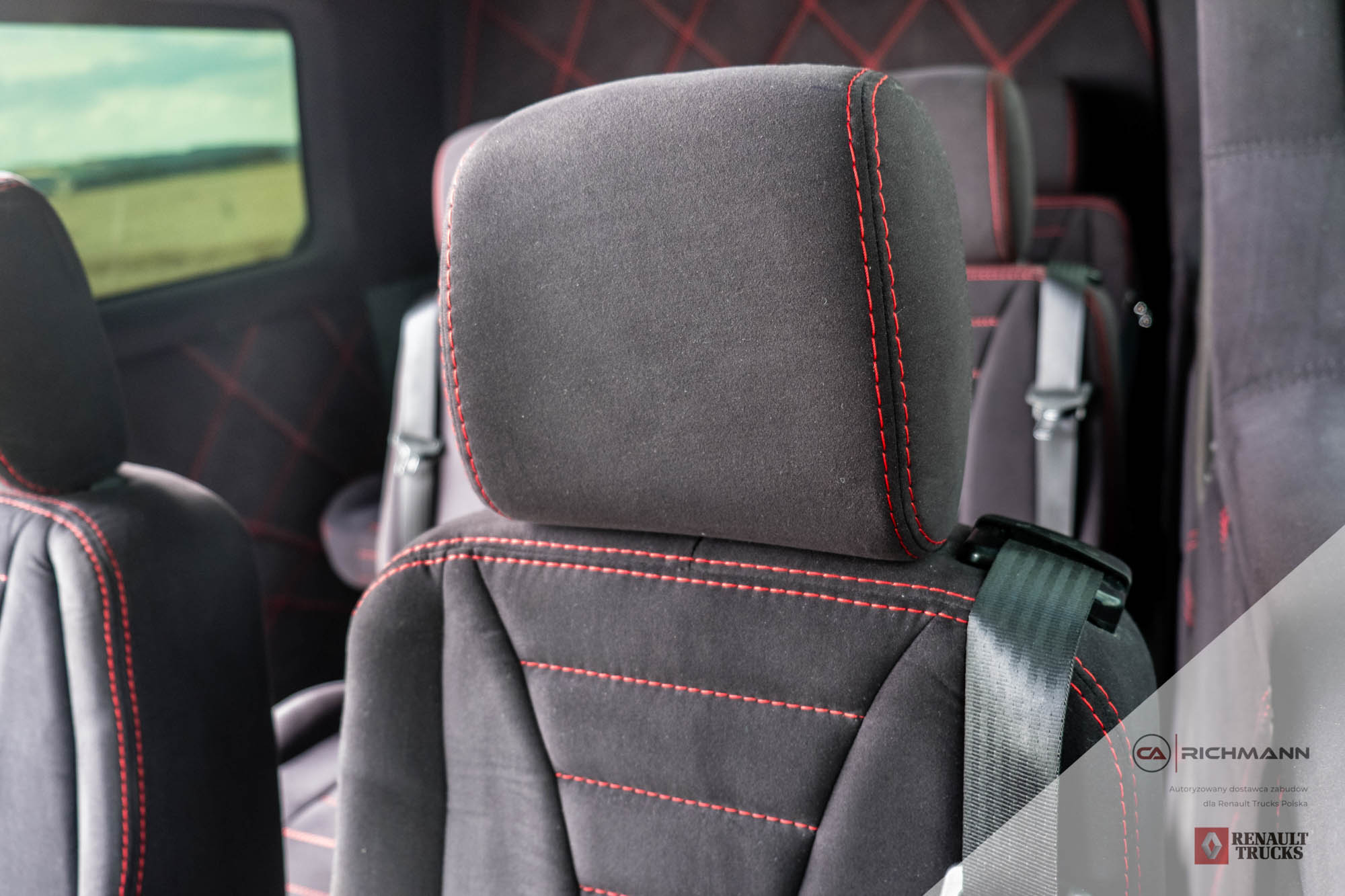 zabudowy busów vip