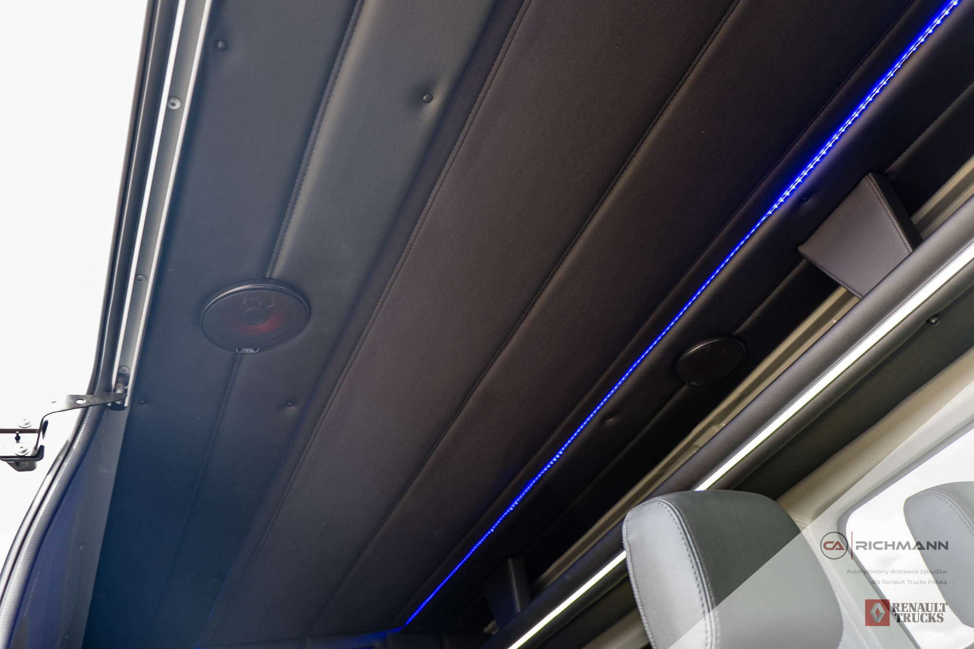przeróbki busów na osobowe