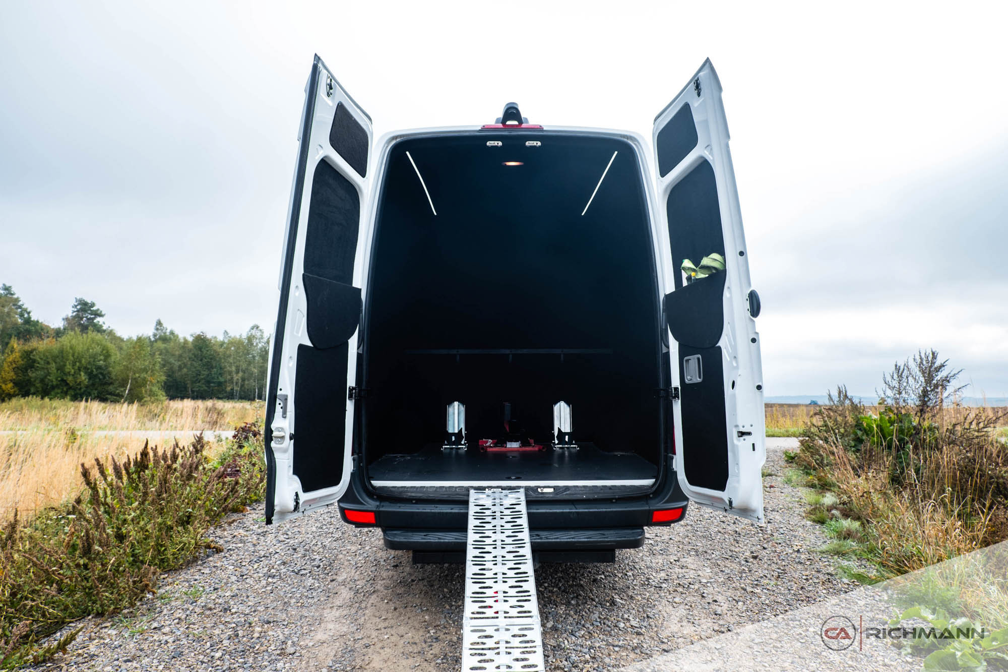 zabudowy busów vip