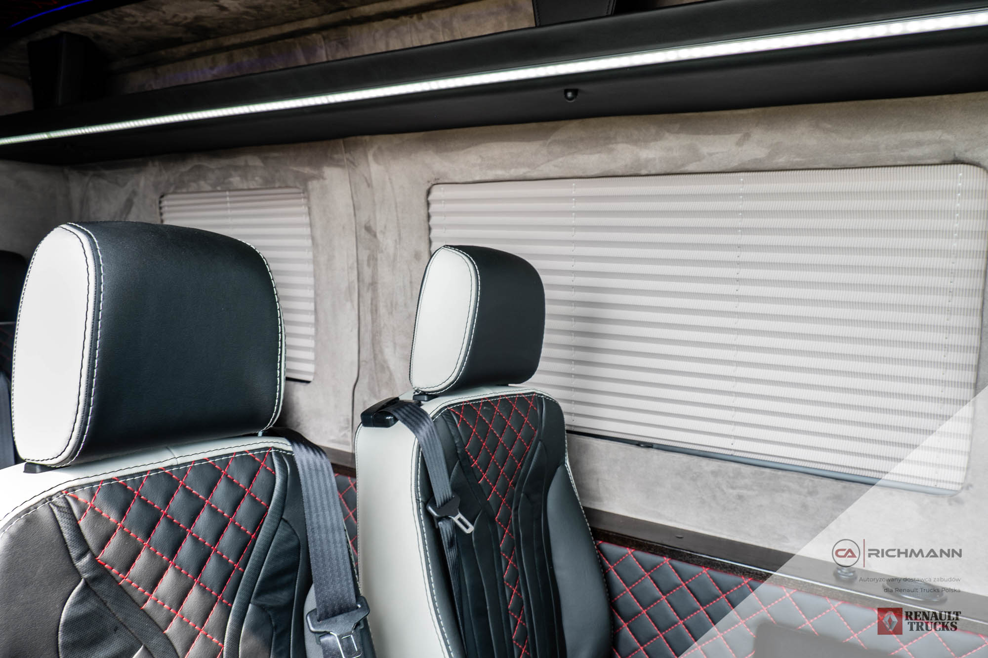 zabudowy busów vip