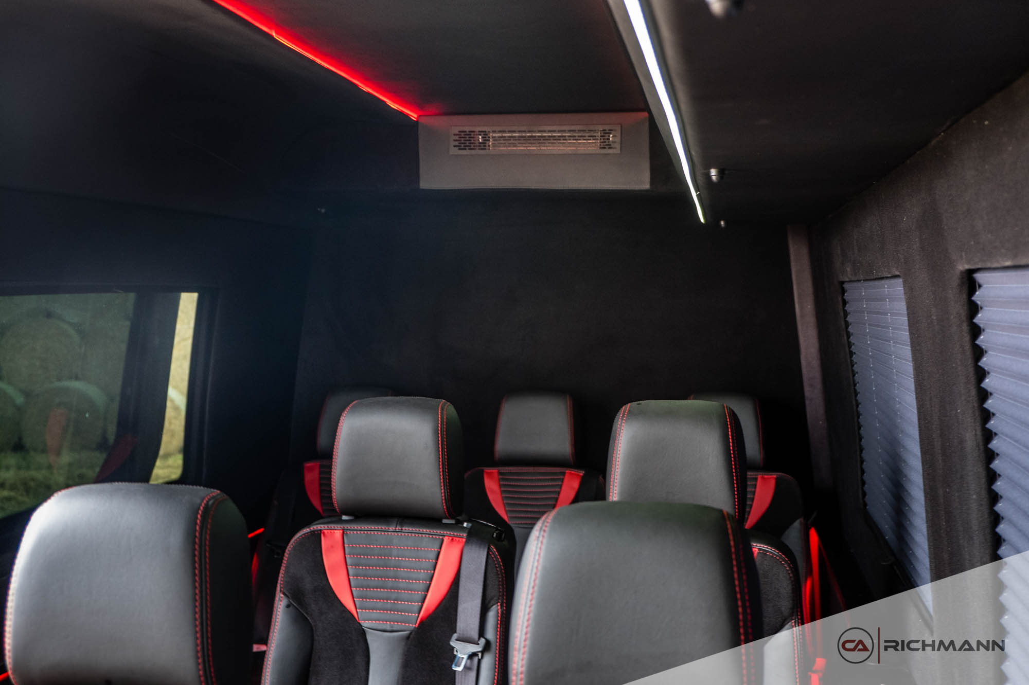 przeróbki busów na osobowe