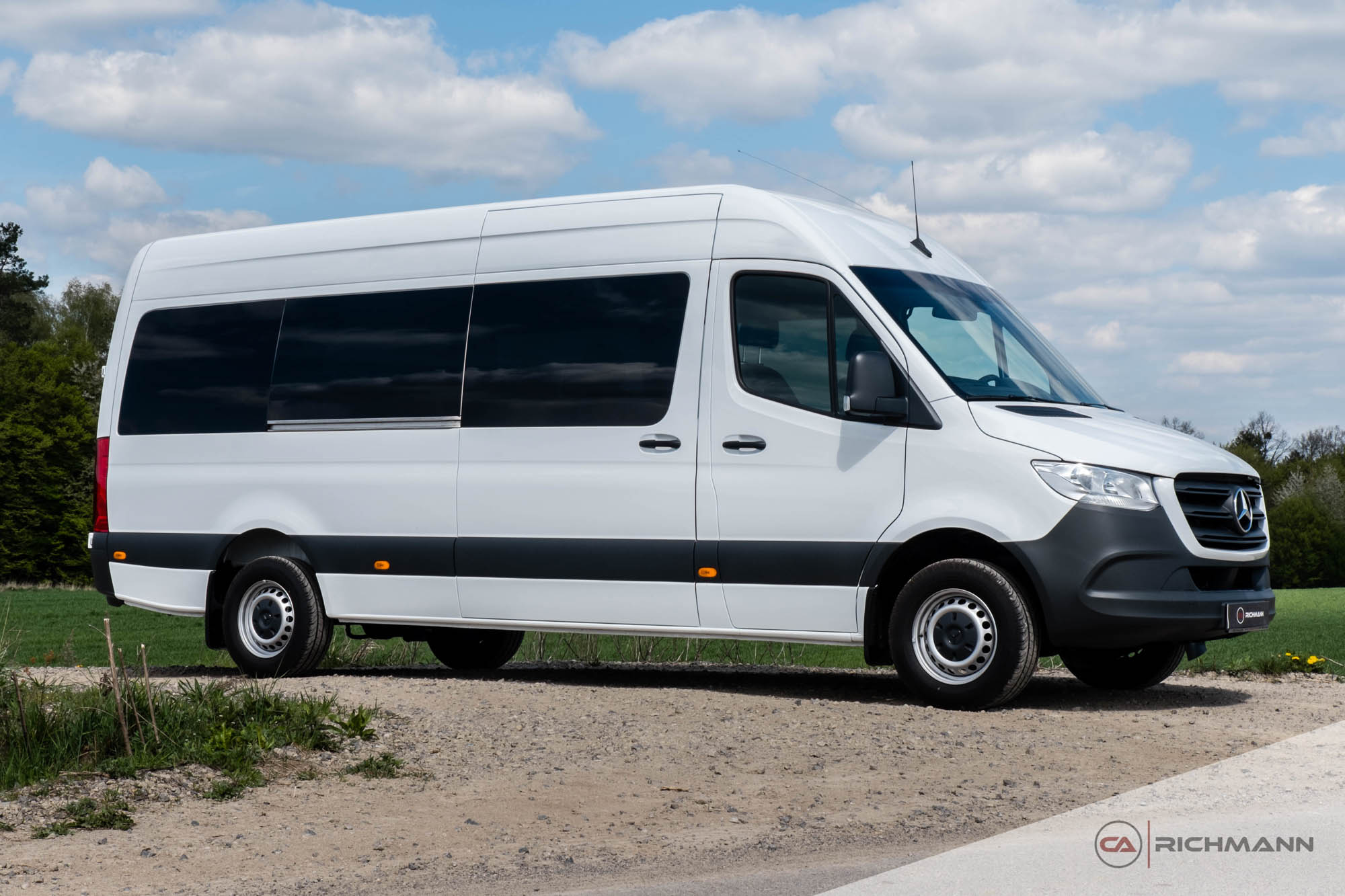 przeróbki busów na osobowe
